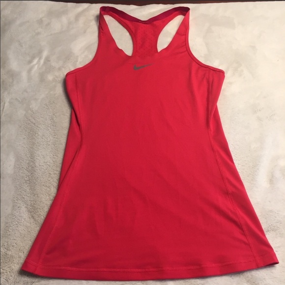 Nike Tops - Nike Tank, sz. S